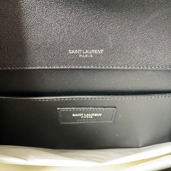 **AUTHENTIC YSL HANDBAG** - Picture 10 of 16